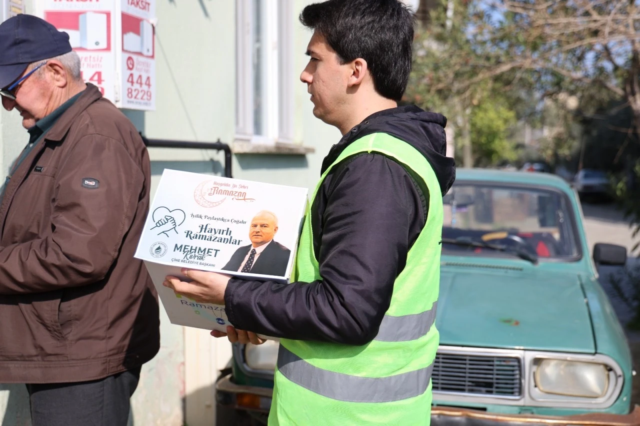 BAŞKAN KIVRAK SOSYAL BELEDİYECİLİĞİ HAYATIN MERKEZİNE TAŞIYOR