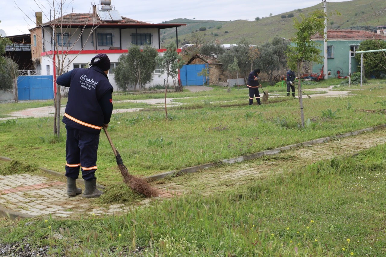 BAŞKAN ANIL YETİŞKİN İLE EFELER’İN PARKLARI DAHA GÜVENLİ DAHA KONFORLU