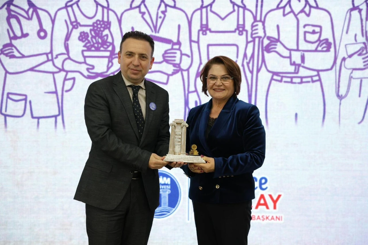 BAŞKAN HATİCE GENÇAY: EŞİTLİK TEMENNİ DEĞİL, YÖNETİM İLKEMİZDİR
