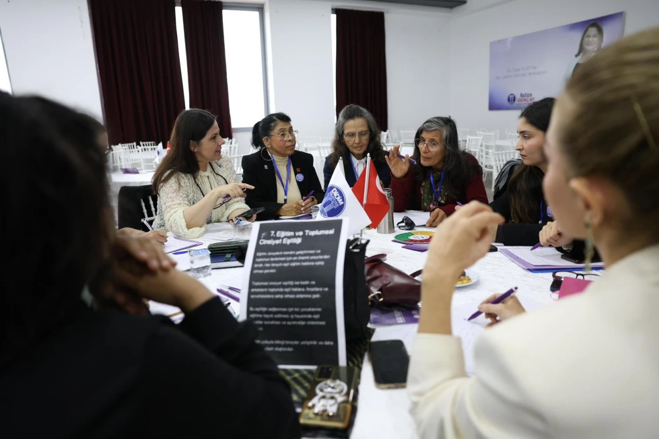 BAŞKAN HATİCE GENÇAY: EŞİTLİK TEMENNİ DEĞİL, YÖNETİM İLKEMİZDİR