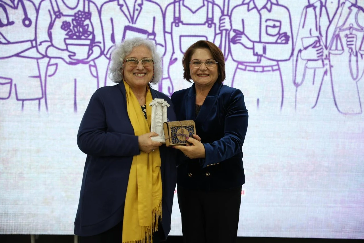 BAŞKAN HATİCE GENÇAY: EŞİTLİK TEMENNİ DEĞİL, YÖNETİM İLKEMİZDİR