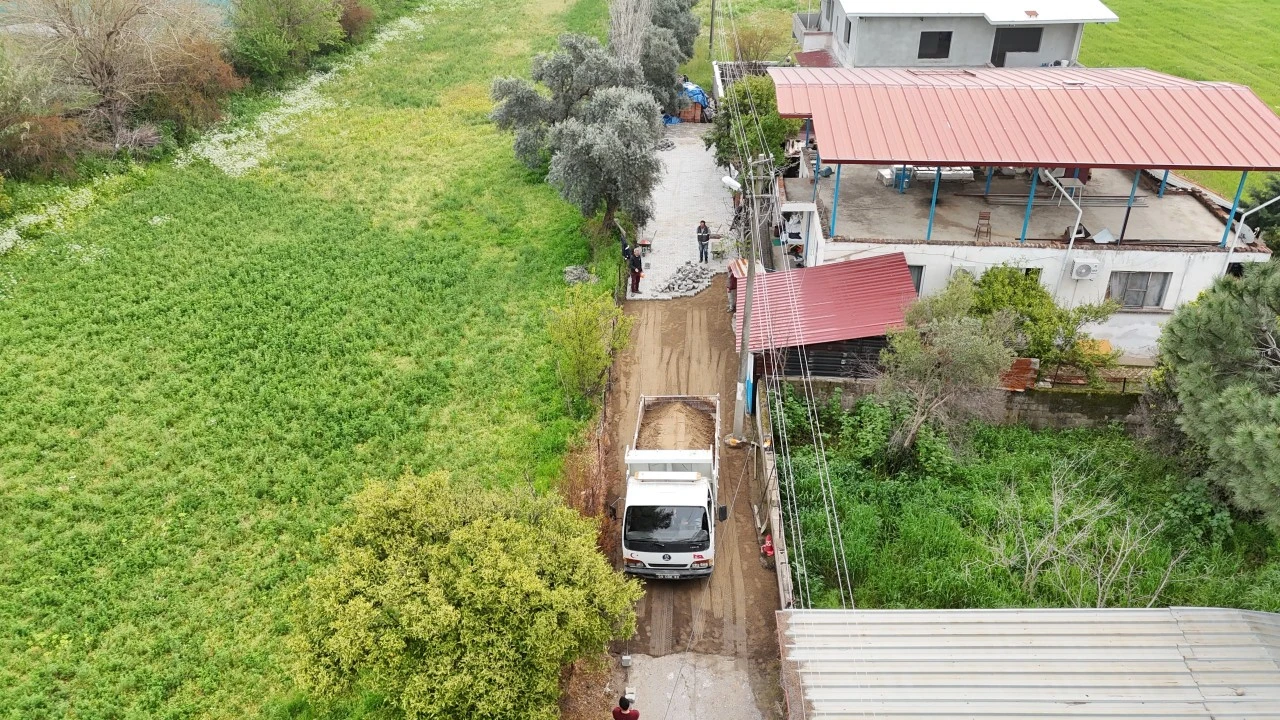 NAZİLLİ’DE YOL SEFERBERLİĞİ SÜRÜYOR Muammer Aksoy Mahallesi’nde yenileme çalışması başladı