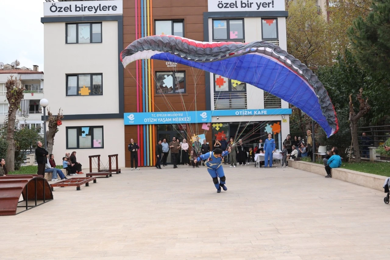 OTİZM YAŞAM MERKEZİ BAŞKAN ANIL YETİŞKİN İLE GÜÇLENEREK BÜYÜYOR
