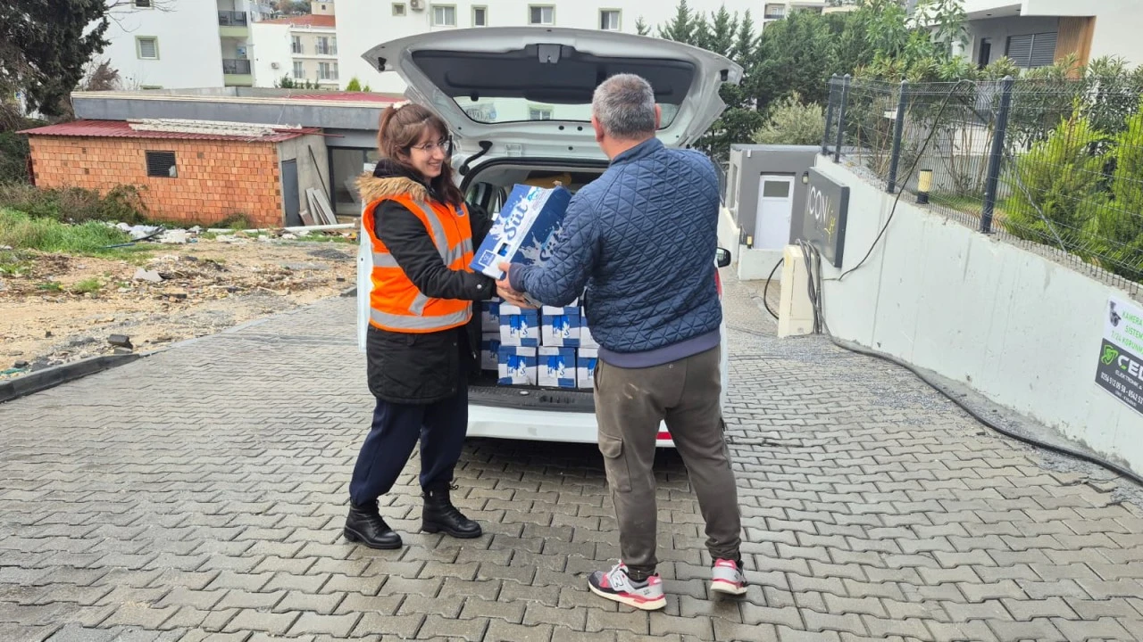 KUŞADASI BELEDİYESİ’NDEN ÇOCUKLARA 3 AYDA 22 BİN LİTRE SÜT DESTEĞİ