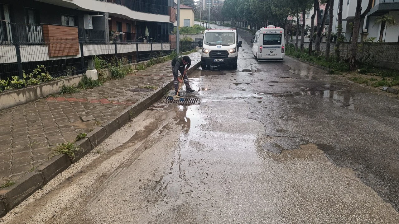 KUŞADASI’NIN HER MAHALLESİNDE KESİNTİSİZ HİZMET VAR