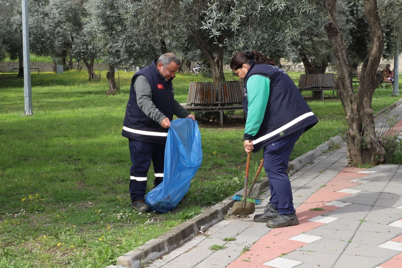 BELEDİYE TEMİZLER, VATANDAŞ KORUR:  
