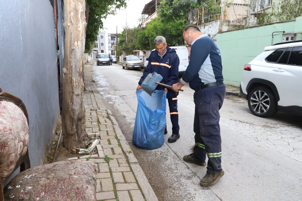 BELEDİYE TEMİZLER, VATANDAŞ KORUR:  