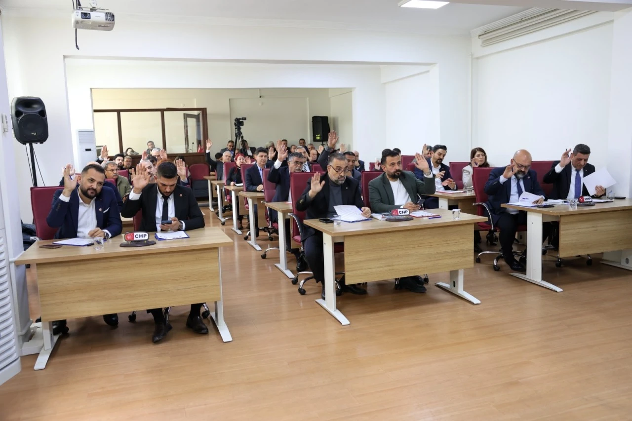 EFELER BELEDİYESİ'NİN 2025 YILI FAALİYET RAPORU OY BİRLİĞİYLE ONAYLANDI