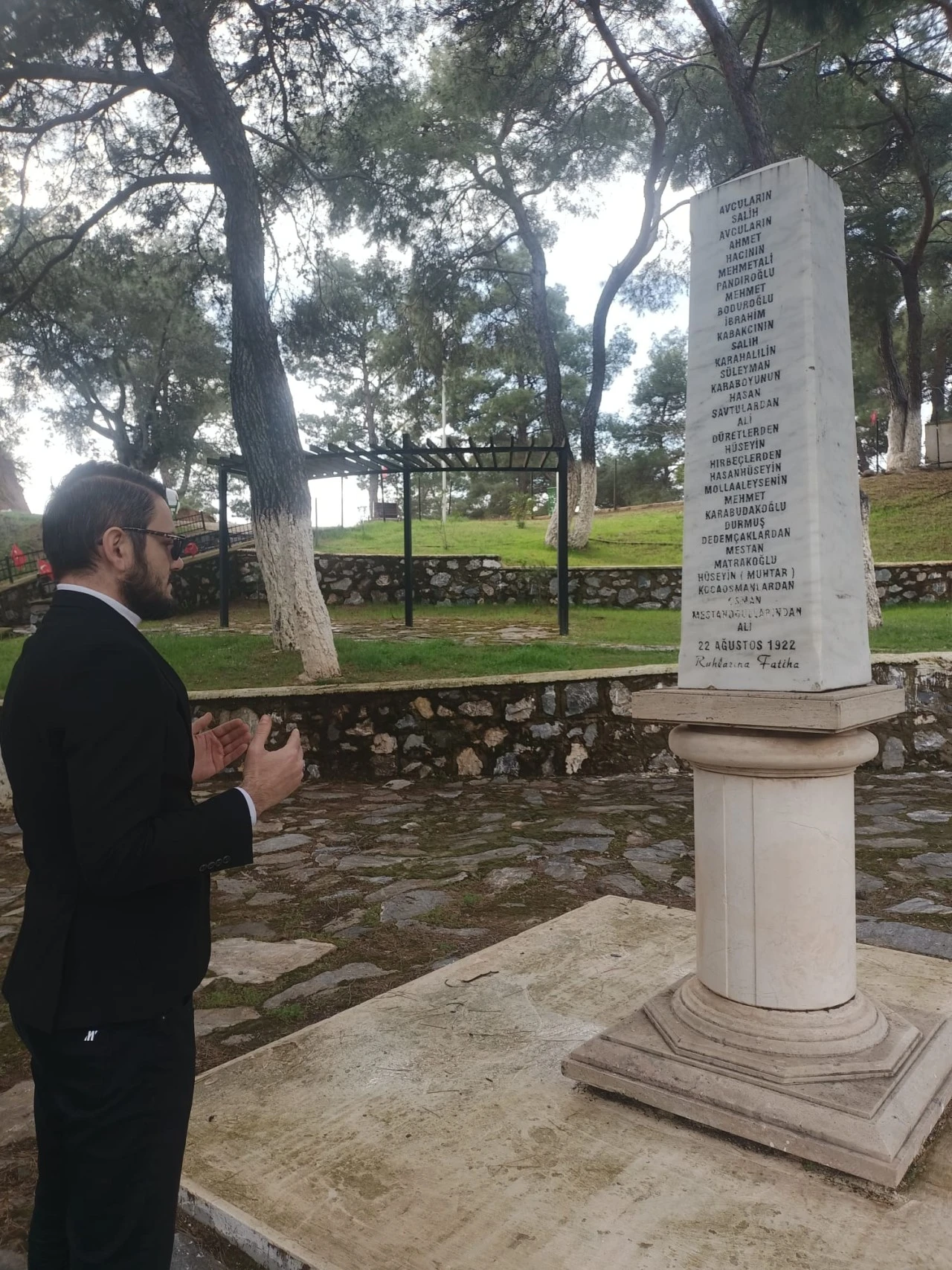 BAŞKAN ÖZSU’DAN ŞEHİTLİĞE VEFA