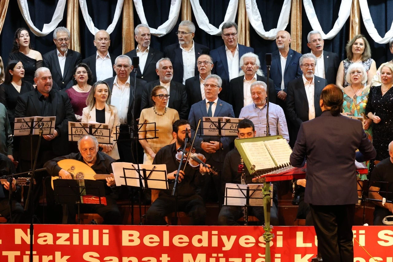 Nazilli’de “Şarkılarda Anılar” ile bahara coşkulu merhaba