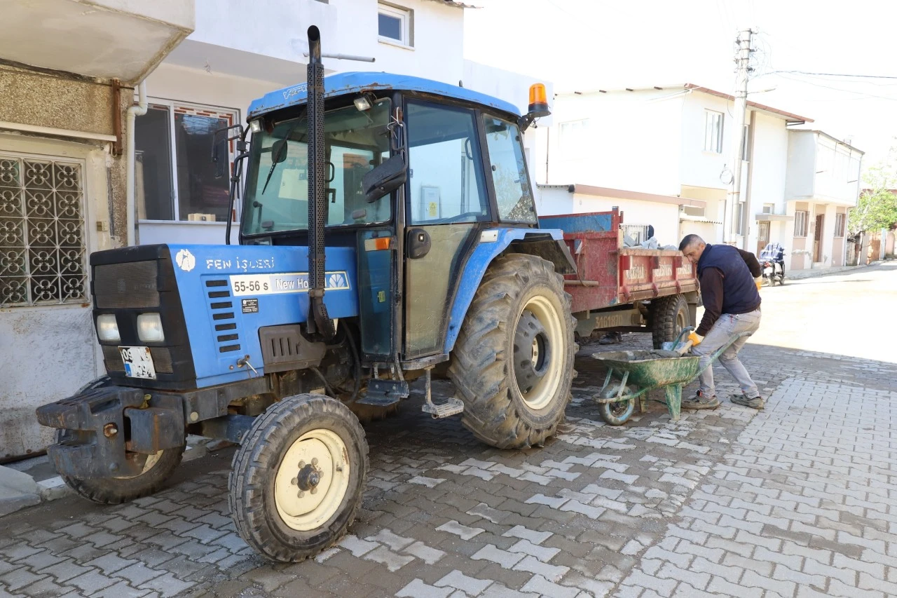 Nazilli Belediyesi’nden bakım ve tamirat atağı HER GÜN 3 FARKLI MAHALLEDE TAMİRAT YAPILACAK