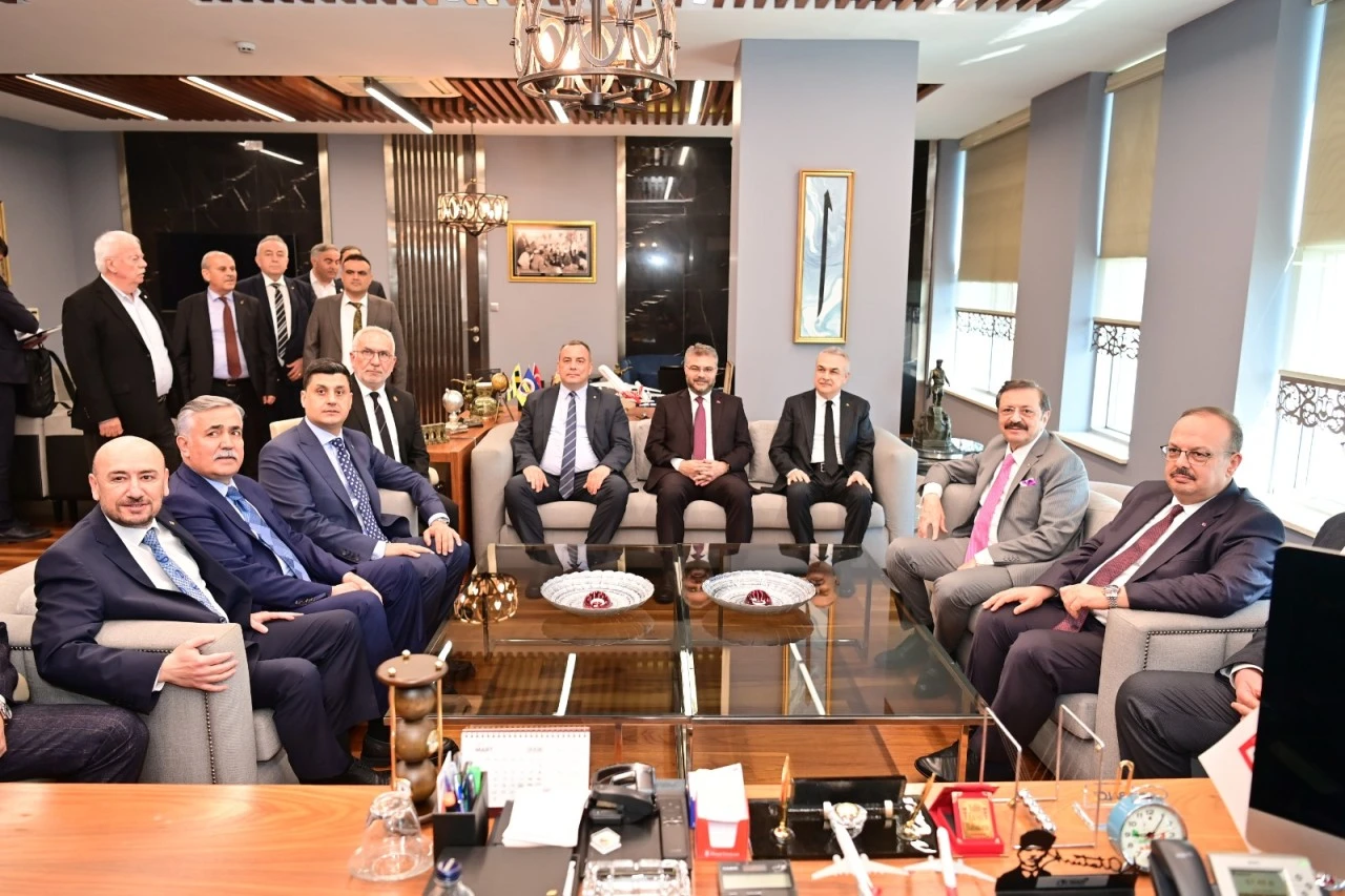 TOBB BAŞKANI HİSARCIKLIOĞLU AYDIN’DA: AYTO ÜYESİNE HİZMET DALINDA ASYA PASİFİK ÜLKELERİ ARASINDA BİRİNCİ