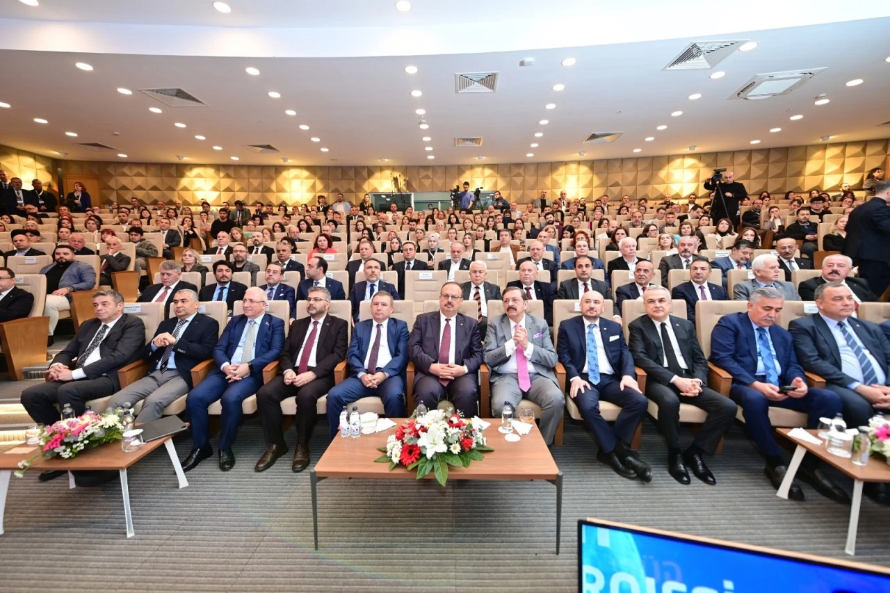 TOBB BAŞKANI HİSARCIKLIOĞLU AYDIN’DA: AYTO ÜYESİNE HİZMET DALINDA ASYA PASİFİK ÜLKELERİ ARASINDA BİRİNCİ