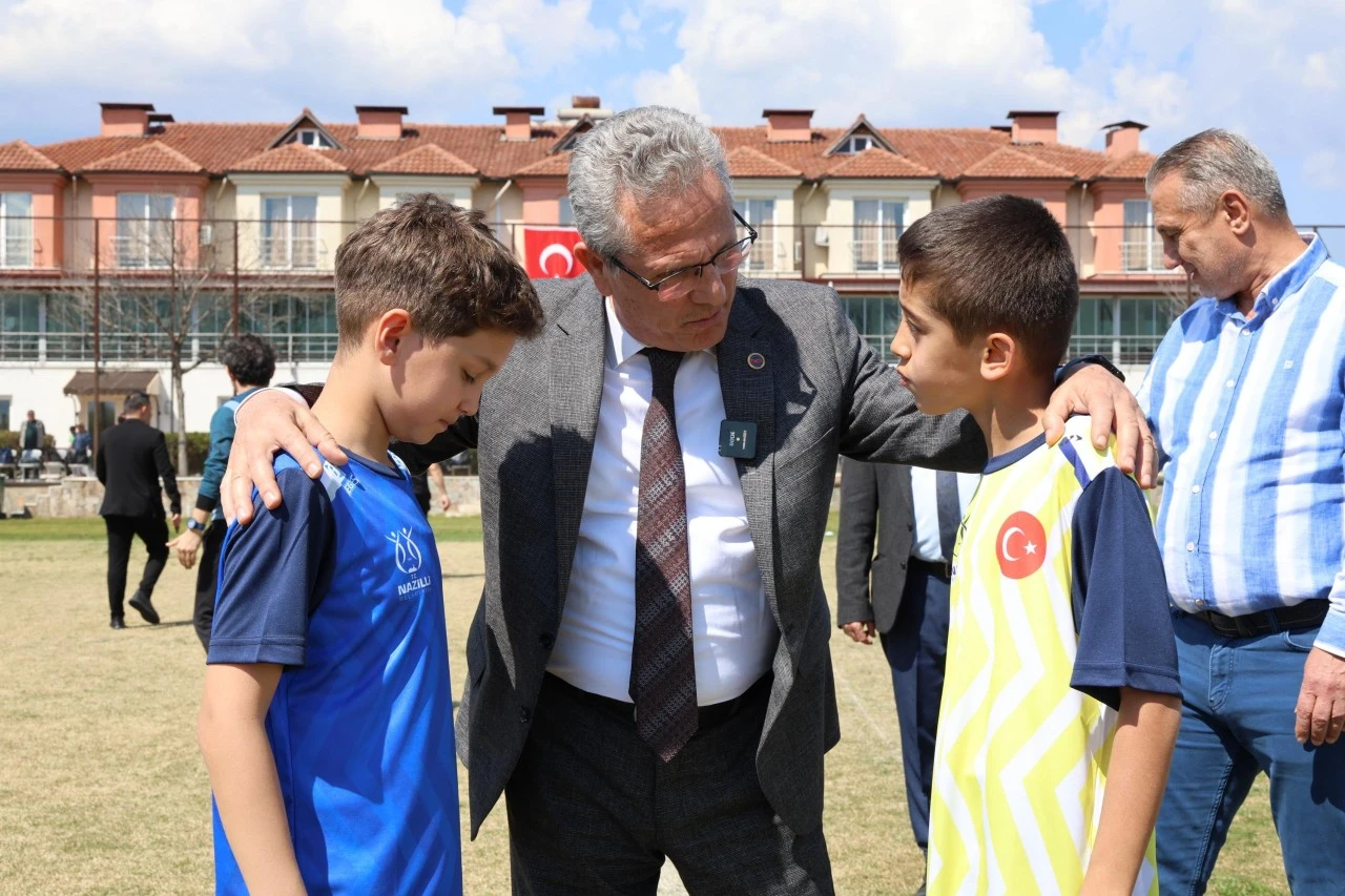Nazilli’de 23 Nisan coşkusu futbol turnuvasıyla başladı