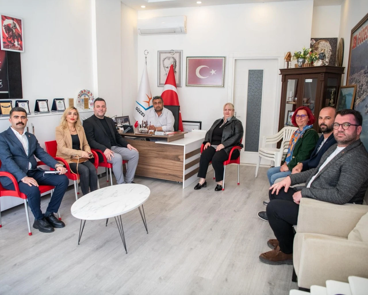 BAŞKAN VEKİLİ TAHSİN DEMİRTAŞ’TAN GÜZELÇAMLI MAHALLESİ’NE KAPSAMLI ZİYARET