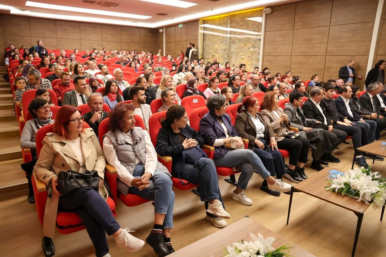 EFELER HALKININ KÜLTÜR YUVASINA EL KONULDU