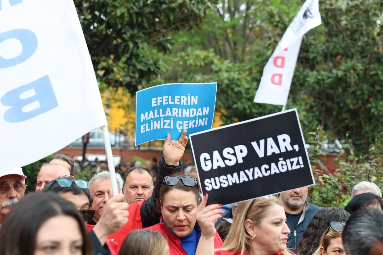 EFELER HALKI NEVZAT BİÇER NİKAH VE KONFERANS SALONU İÇİN TEK YÜREK OLDU