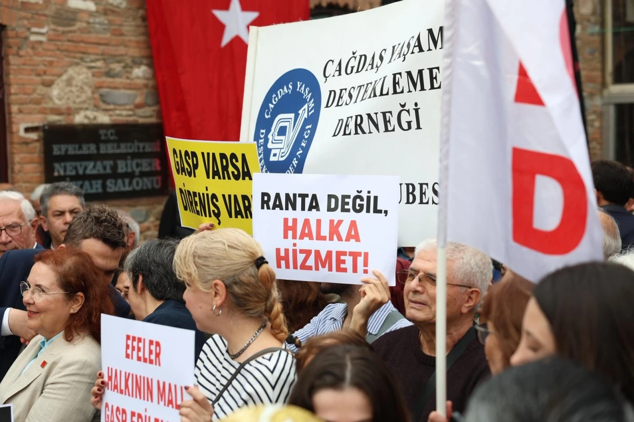 EFELER HALKI NEVZAT BİÇER NİKAH VE KONFERANS SALONU İÇİN TEK YÜREK OLDU