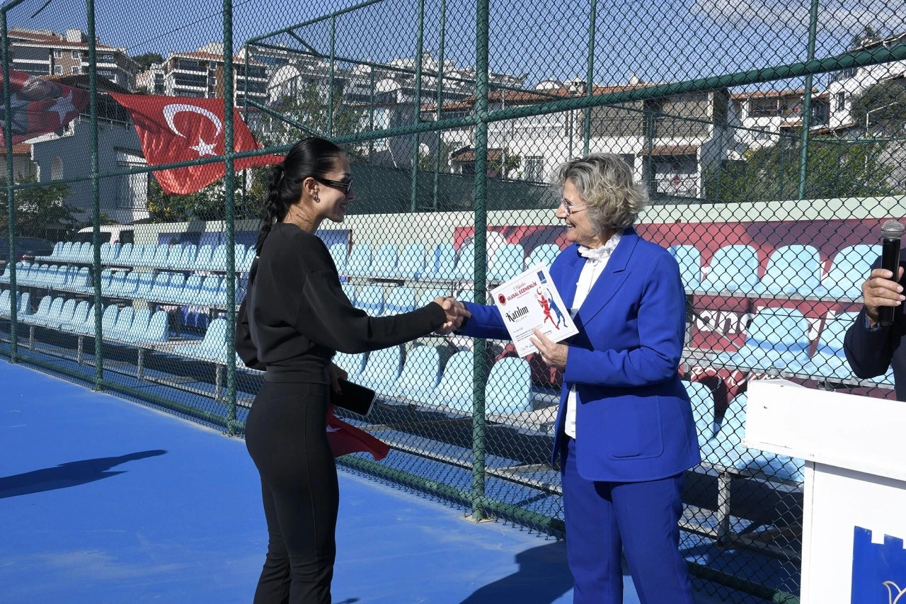 TENİS KULÜBÜ’NDE ULUSAL EGEMENLİK KUPASI HEYECANI YAŞANIYOR