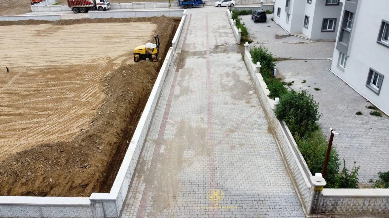 Kuyucak’ta Yeni Mahalle’ye kapsamlı üstyapı ve çevre düzenlemesi
