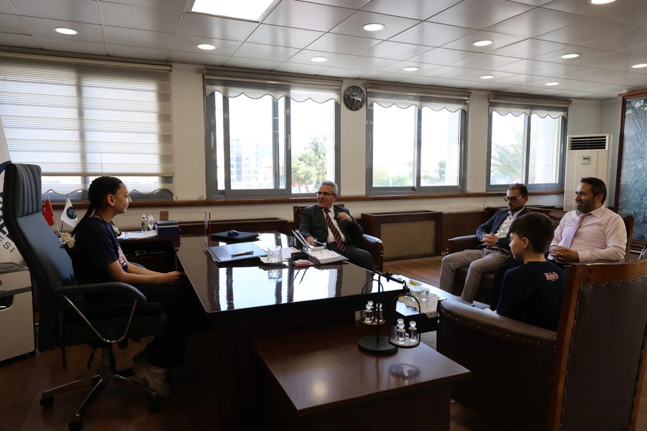 Minik Başkanlar 23 Nisan’da Nazilli Belediyesi’nde Görev Başına Geçti