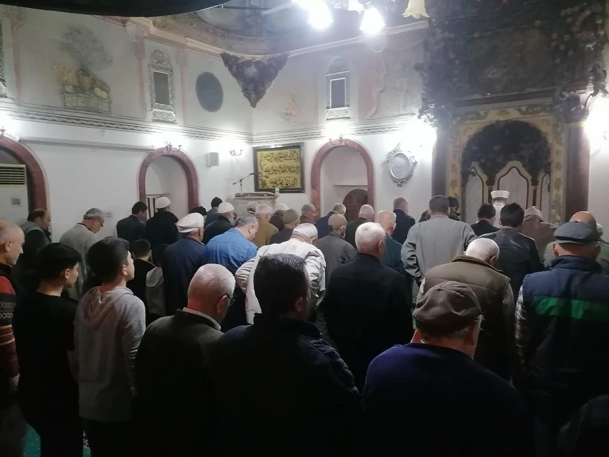 Aydın İl Müftüsü Güneş Ramazan Ayı'nın son teravih namazını Koçarlı'da kıldırdı