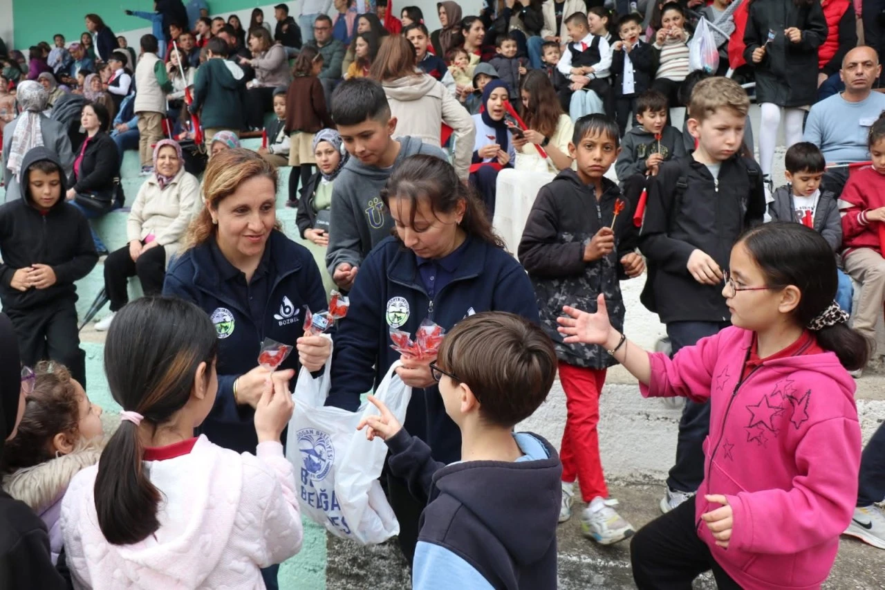 Bozdoğan’da 23 Nisan Yağmura Rağmen Coşkuyla Kutlandı