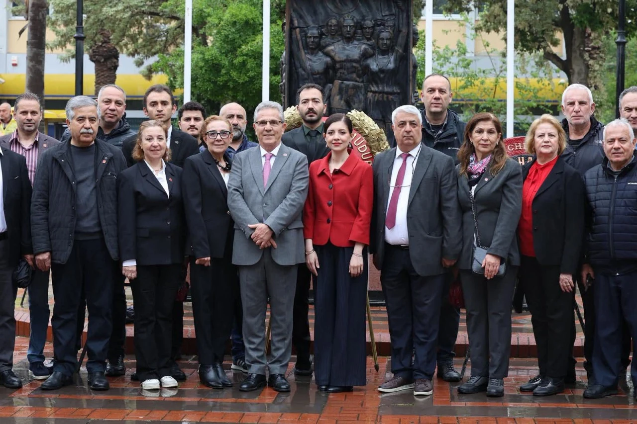 CHP NAZİLLİ İLÇE ÖRGÜTÜ’NDEN 23 NİSAN’DA ANLAMLI TÖREN