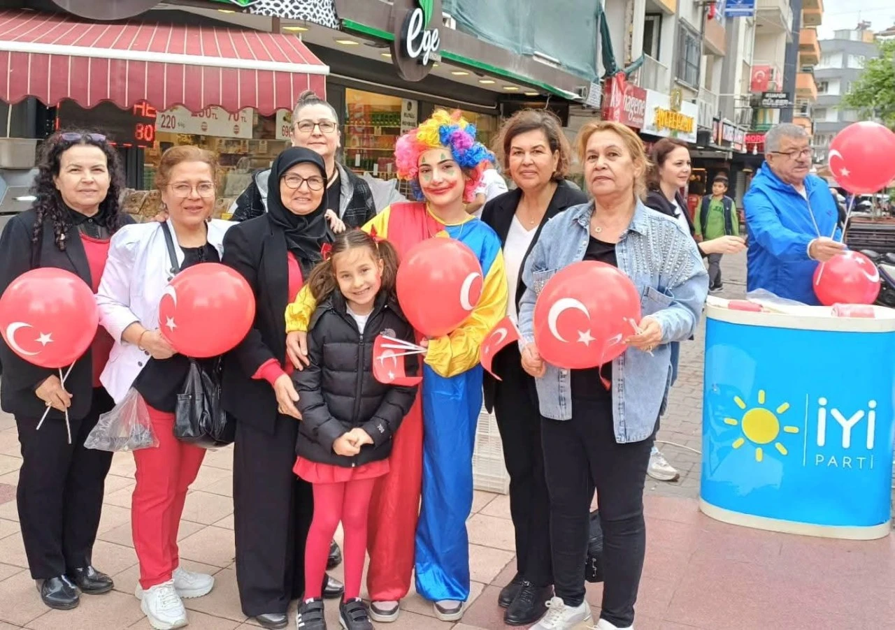 İYİ PARTİ AYDIN İL BAŞKANLIĞI 23 NİSAN’DA ÇOCUKLARLA BULUŞTU