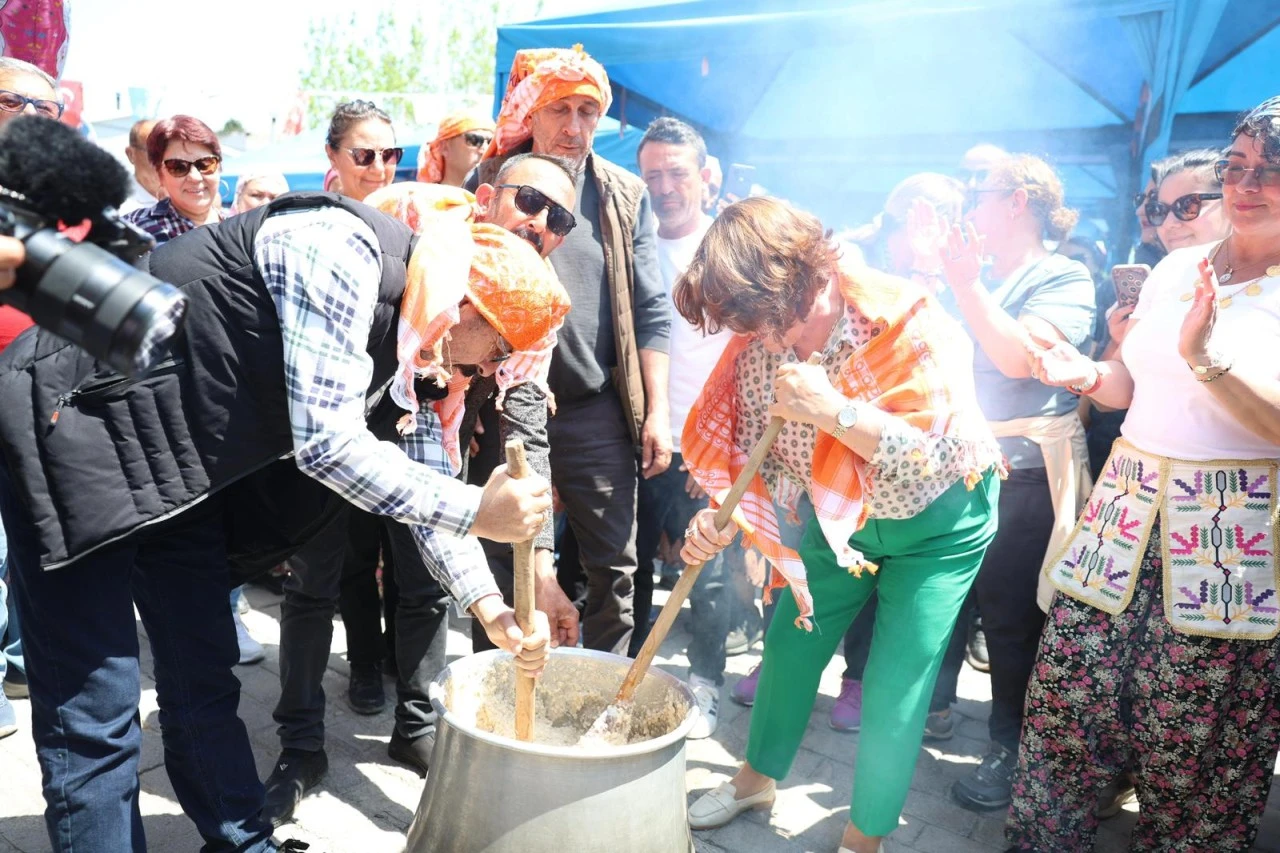 EGE LEZZETLERİ FESTİVALİ ÜÇ GÜN BOYUNCA YOĞUN KATILIMLA GERÇEKLEŞTİ