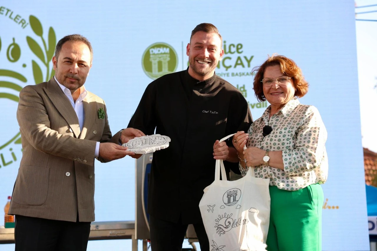 EGE LEZZETLERİ FESTİVALİ ÜÇ GÜN BOYUNCA YOĞUN KATILIMLA GERÇEKLEŞTİ