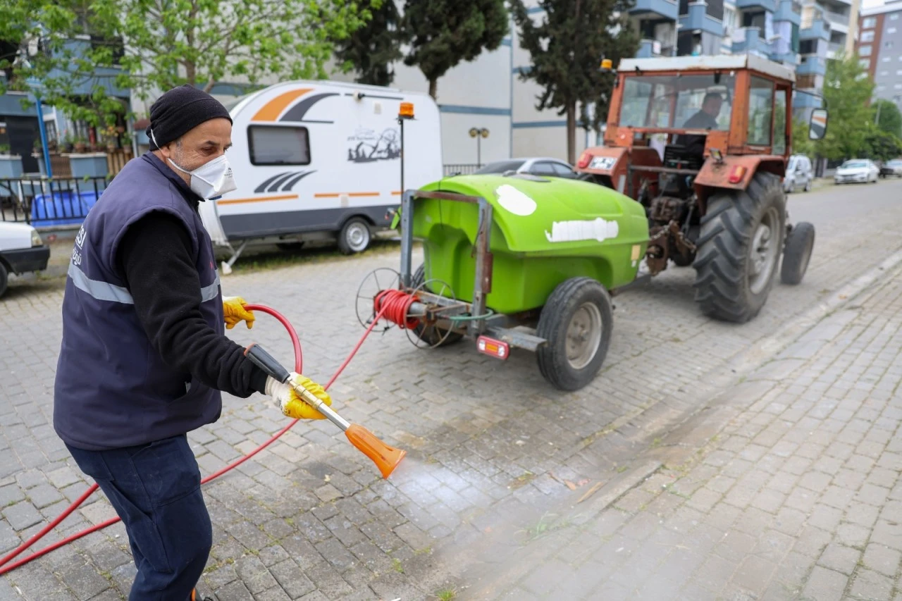EFELER BELEDİYESİ HALK SAĞLIĞI VE KENT ESTETİĞİ İÇİN ÇALIŞMALARINI SÜRDÜRÜYOR