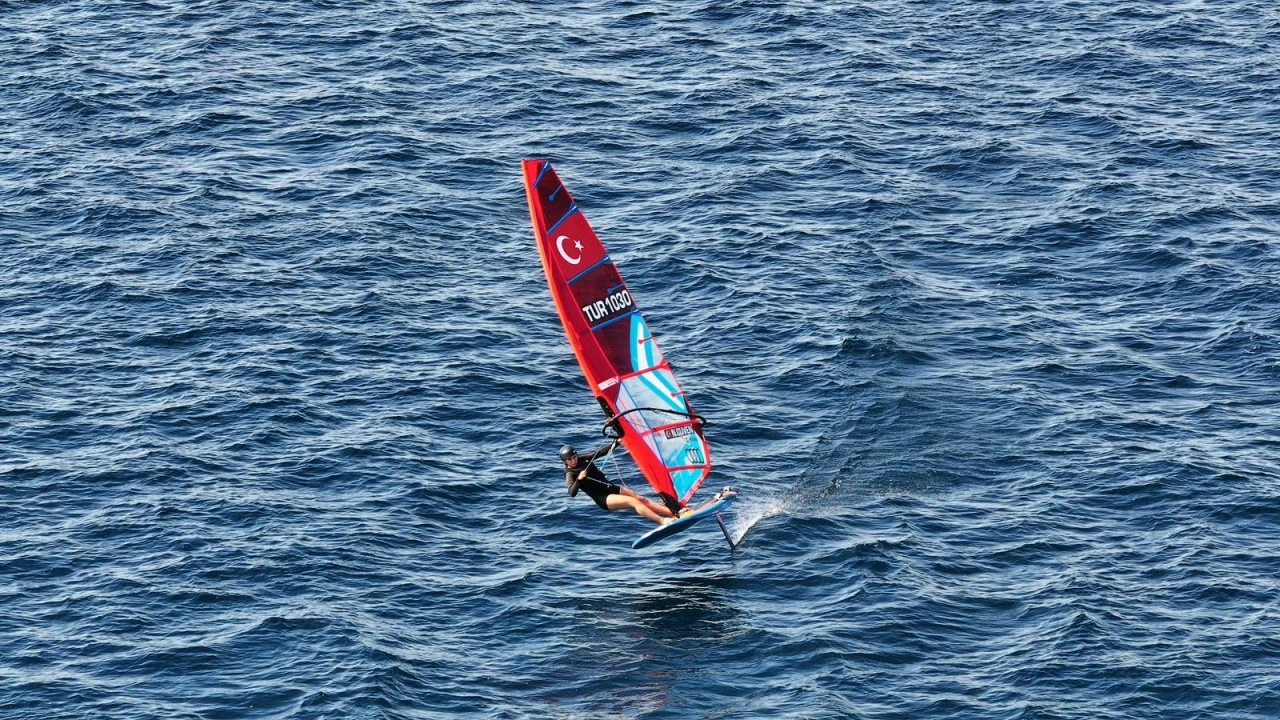 TYF Yelken Ligi IQ Foil Yıldızlar Kupası’nda genç sporcular Didim’de mücadele ediyor