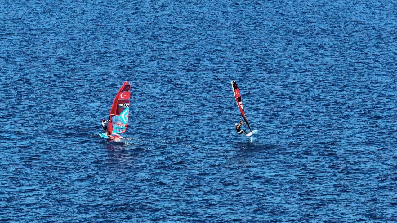 TYF Yelken Ligi IQ Foil Yıldızlar Kupası’nda genç sporcular Didim’de mücadele ediyor