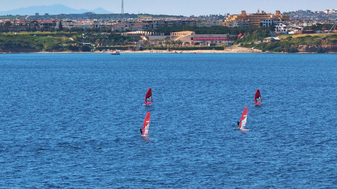 TYF Yelken Ligi IQ Foil Yıldızlar Kupası’nda genç sporcular Didim’de mücadele ediyor