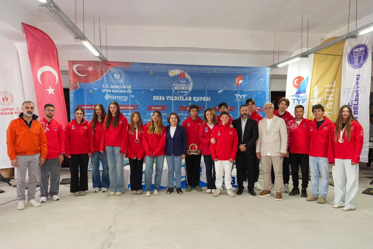 IQ Foil 3.  Ayak Yıldızlar Kupası, ödül töreniyle sona erdi