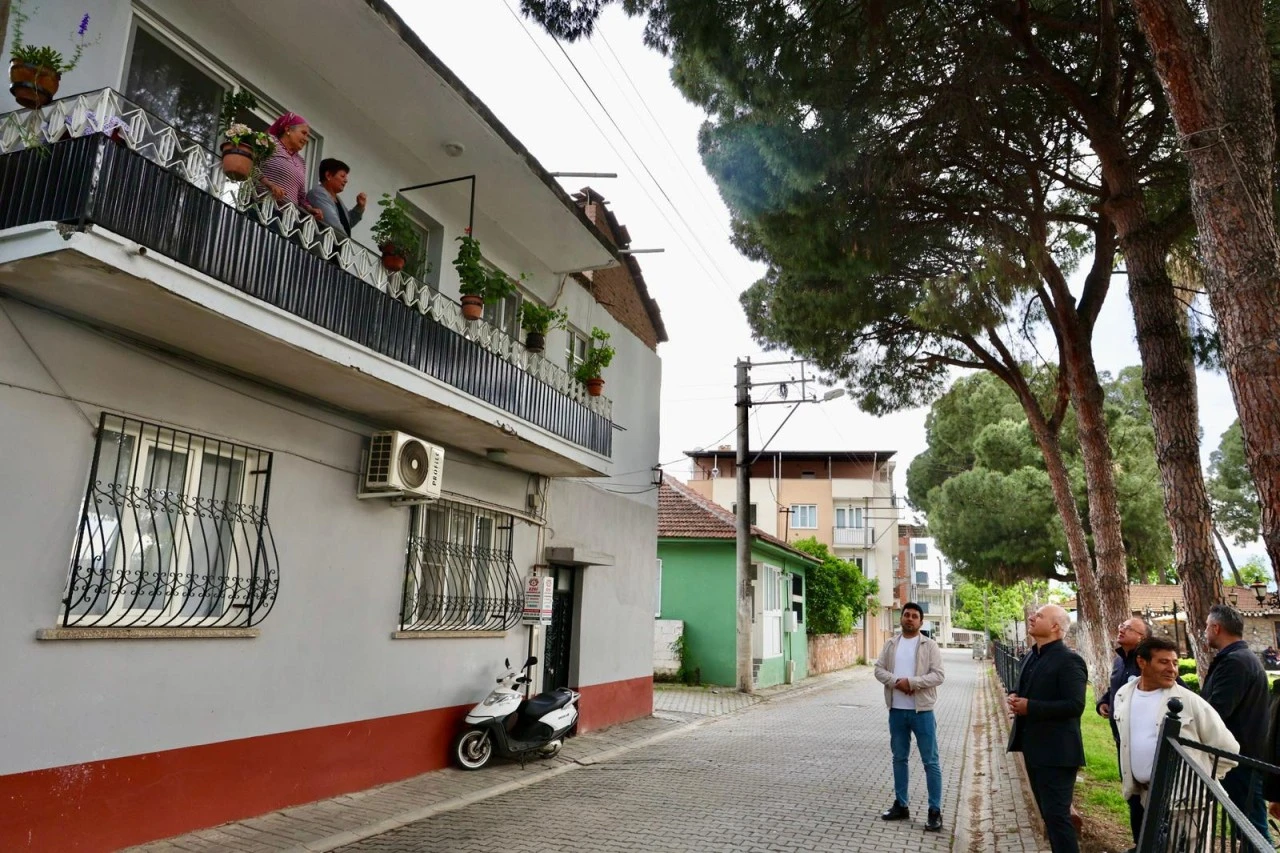 BAŞKAN KIVRAK’TAN MÜJDE: SARIOĞLU MAHALLESİ'NE KİTAP KAFE VE KADINLAR KAHVESİ GELİYOR