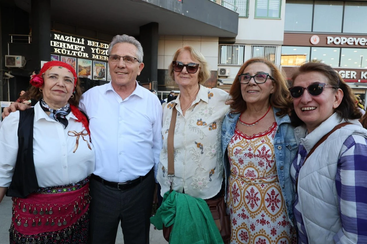 Nazilli’de Kakava Şenliği İlk Kez Düzenlendi: Bahar Coşkusu Meydanlara Taştı