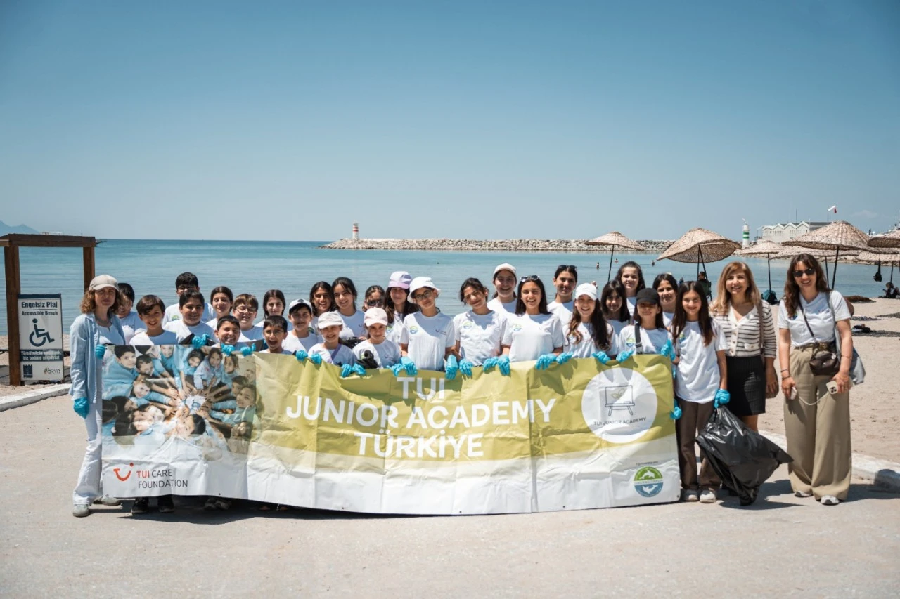 TURMEPA ve TUI Care Foundation İş Birliğiyle Eko-Şampiyonlar Denize ve Tarihe Sahip Çıkıyor