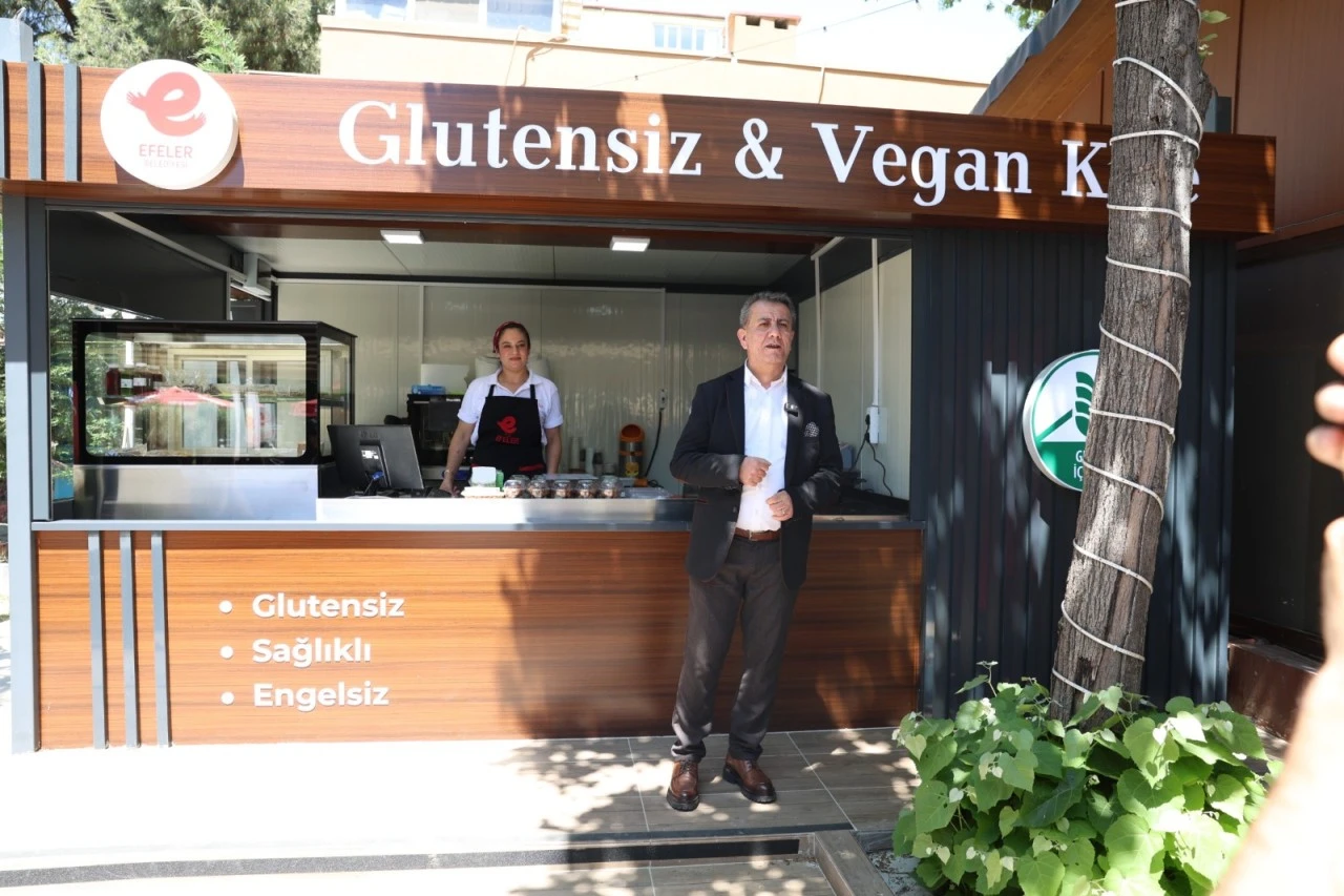 EFELER’DE ÇÖLYAK HASTALARININ GÜVENLİ LİMANI: GLUTENSİZ & VEGAN KAFE