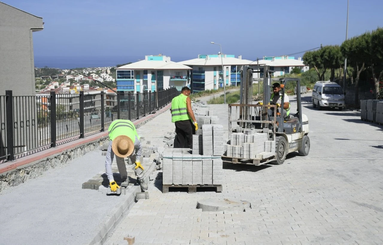 DEĞİRMENDERE MAHALLESİ’NDE 10 BİN METREKARELİK YOL ÇALIŞMASINDA SONA GELİNDİ