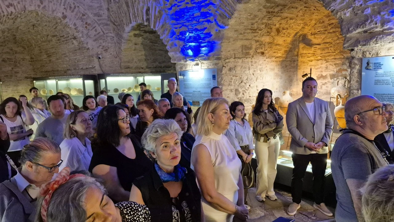 KUŞADASI’NIN ESKİ BELEDİYE BAŞKANI LÜTFİ SUYOLCU ÖLÜMÜNÜN 31. YILINDA ANILDI