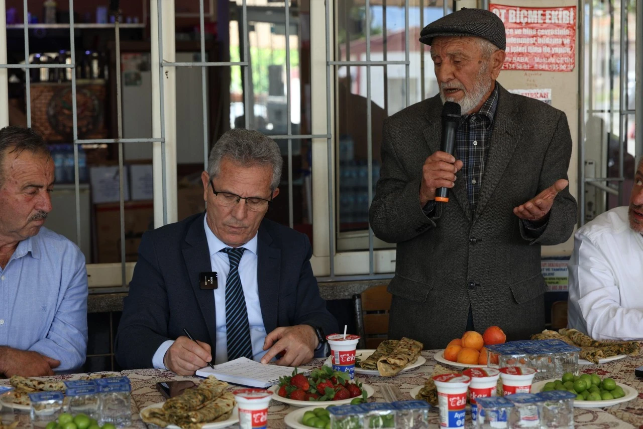 Başkan Tetik Güzelköy’de vatandaşlarla buluştu