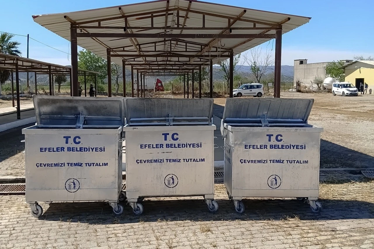 EFELER BELEDİYESİ’NDEN ÇEŞTEPE HAYVAN PAZARI’NDA BAYRAM MESAİSİ