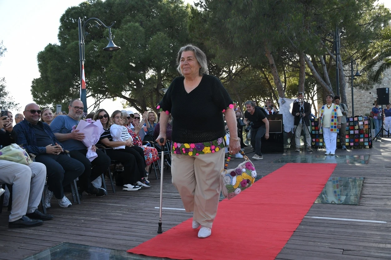TARİHİ GÜVERCİNADA’DA KADIN EMEĞİ PODYUMA TAŞINDI