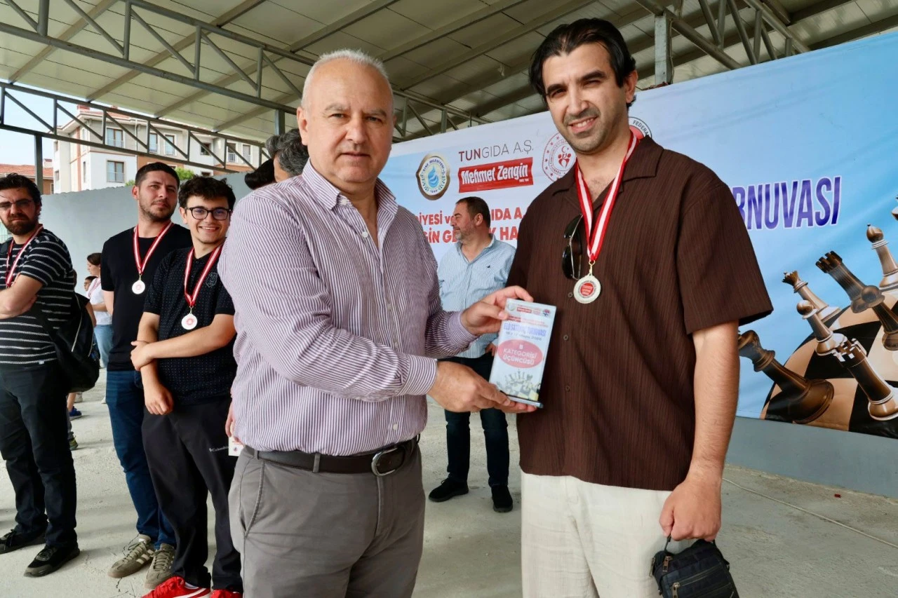 ÇİNE, ELO SATRANÇ TURNUVASINDA TÜRKİYE’NİN FARKLI İLLERİNDEN SPORCULARI AĞIRLADI