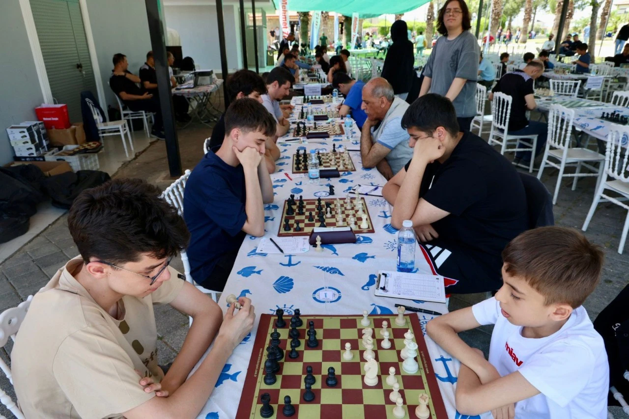 ÇİNE, ELO SATRANÇ TURNUVASINDA TÜRKİYE’NİN FARKLI İLLERİNDEN SPORCULARI AĞIRLADI