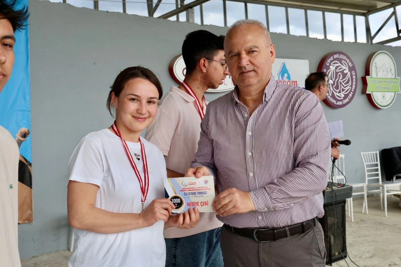 ÇİNE, ELO SATRANÇ TURNUVASINDA TÜRKİYE’NİN FARKLI İLLERİNDEN SPORCULARI AĞIRLADI