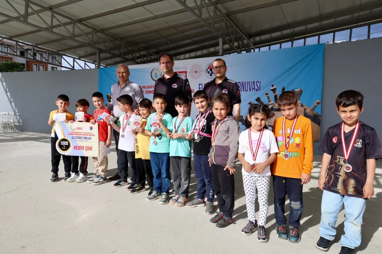 ÇİNE, ELO SATRANÇ TURNUVASINDA TÜRKİYE’NİN FARKLI İLLERİNDEN SPORCULARI AĞIRLADI