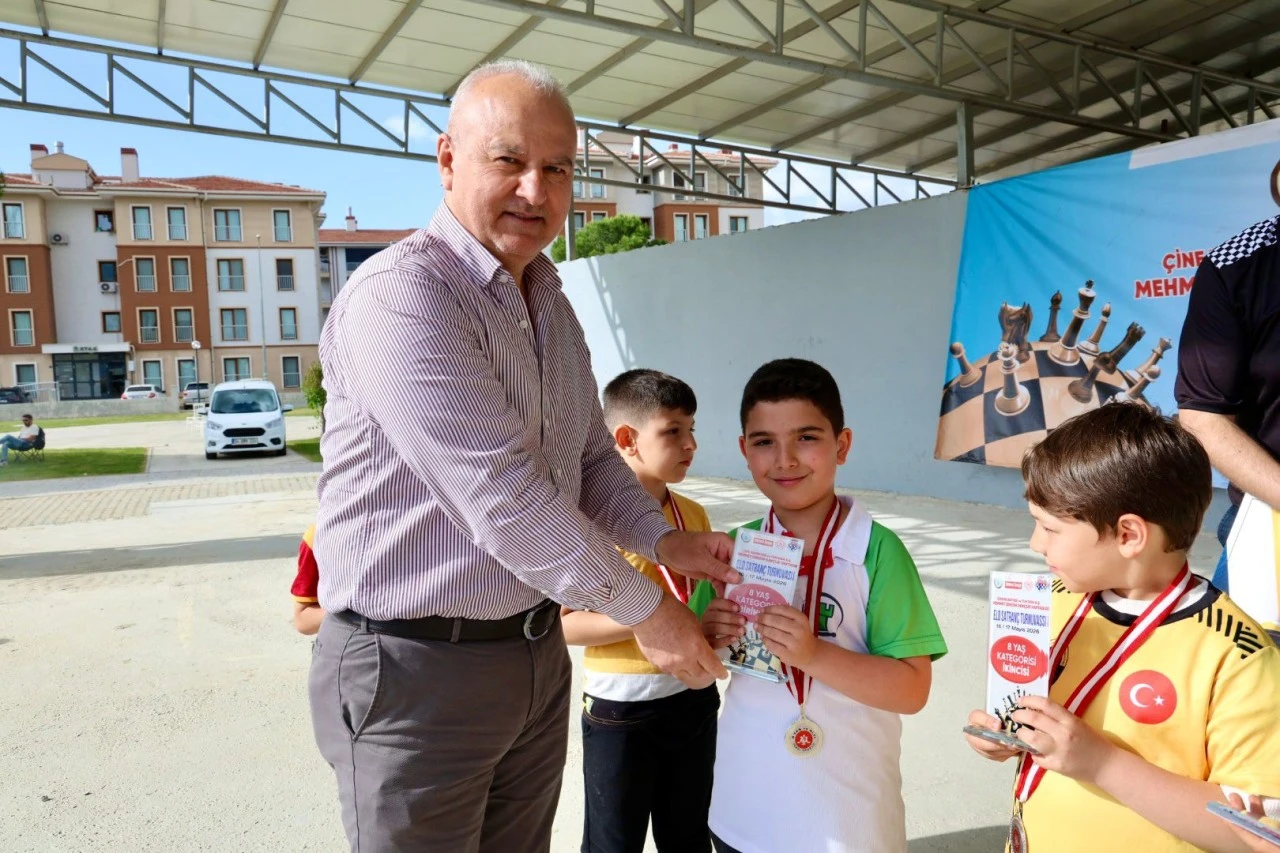 ÇİNE, ELO SATRANÇ TURNUVASINDA TÜRKİYE’NİN FARKLI İLLERİNDEN SPORCULARI AĞIRLADI